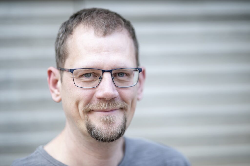 Utan gemensamma standarder, utan interoperabilitet och utan en genomtänkt syn på datadelning riskerar varje projekt att bli en isolerad ö, skriver Björn Hagström. Foto: Fredrik Bronner.