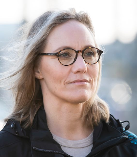 Porträttbild på Elin Bertilsson.