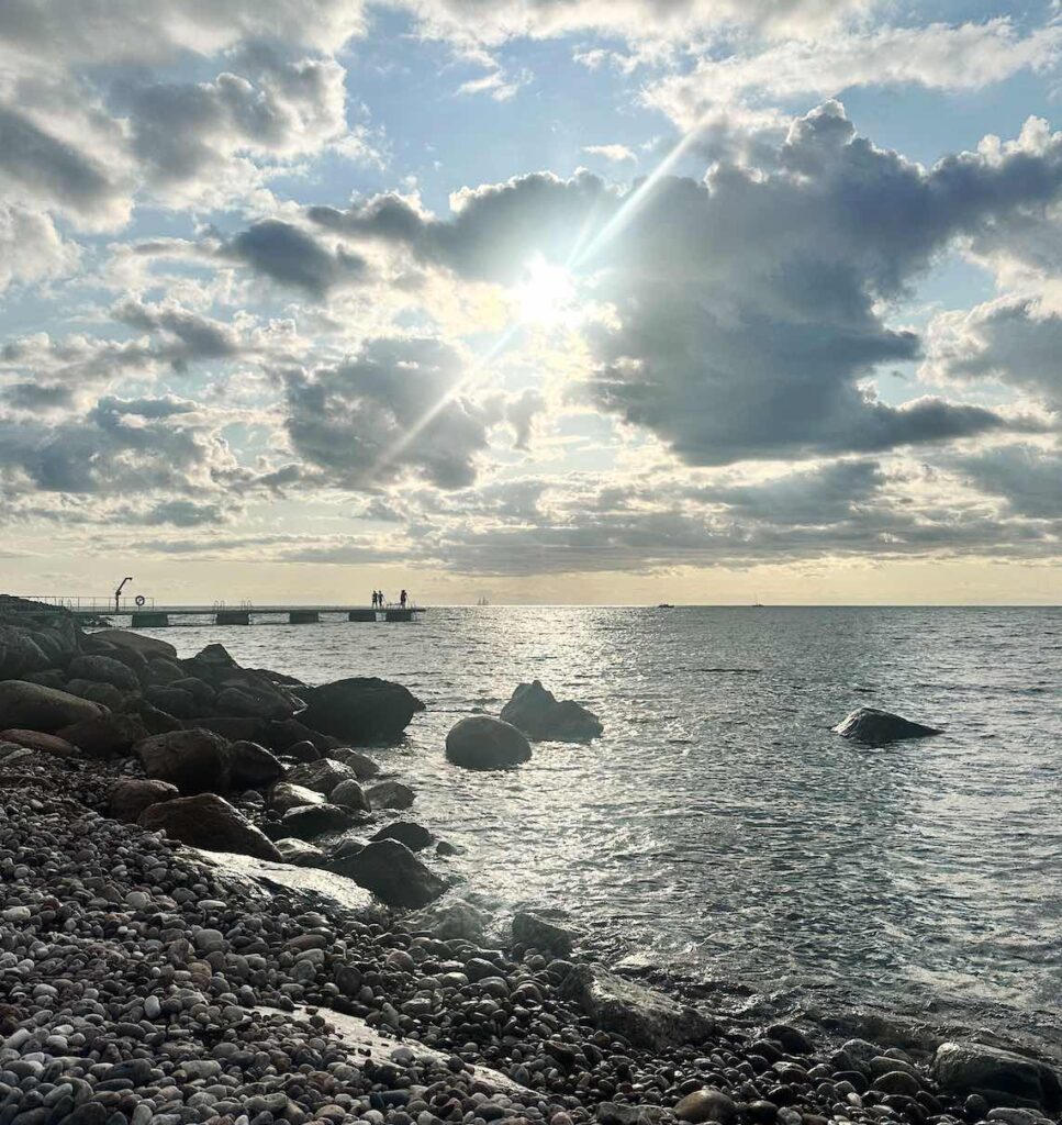 Vy över havet från Visby.