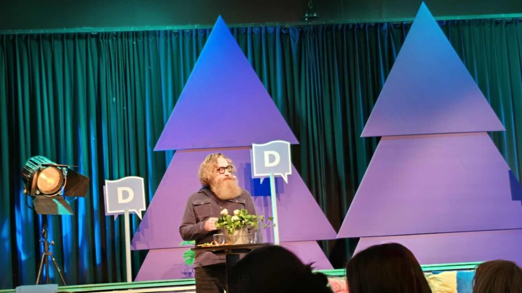 Simon Lindgren, professor i sociologi vid Umeå universitet.